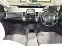 Цена авто Toyota Prius с аукционов Японии, номер кузова NHW20, пробег 193 000, оценка 2
