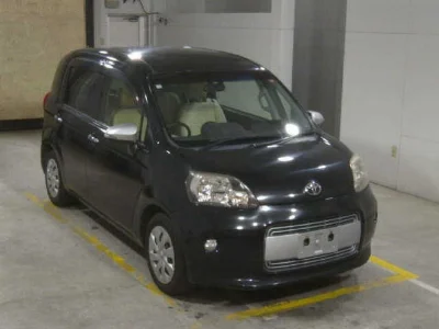 TOYOTA PORTE
