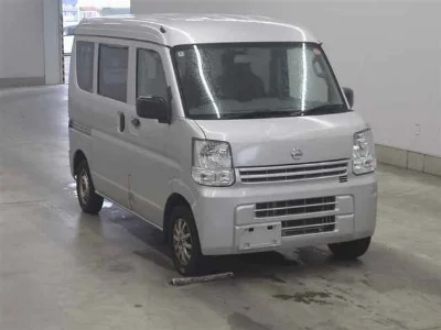NISSAN CLIPPER VAN