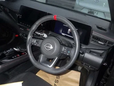 NISSAN AURA