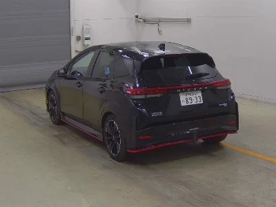 NISSAN AURA