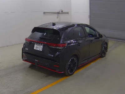 NISSAN AURA