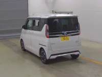 Цена авто Nissan Roox с аукционов Японии, номер кузова B44A, пробег 58 000, оценка 3