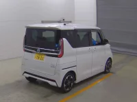 Цена авто Nissan Roox с аукционов Японии, номер кузова B44A, пробег 58 000, оценка 3
