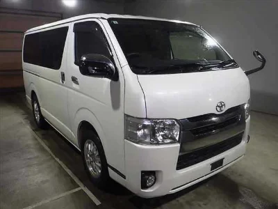 TOYOTA HIACE VAN