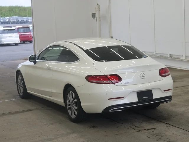 Mercedes-Benz C-Class  с аукциона в Японии