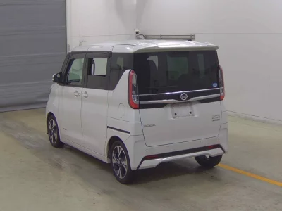 NISSAN ROOX