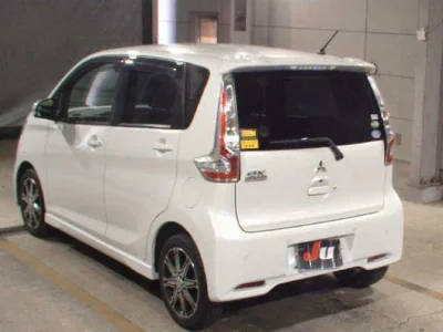 MITSUBISHI EK CUSTOM