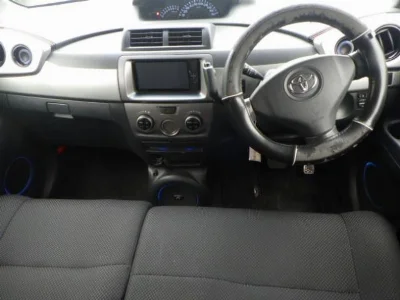 TOYOTA BB