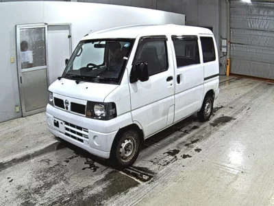 NISSAN CLIPPER VAN