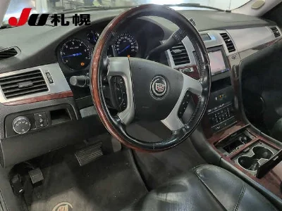 CADILLAC ESCALADE