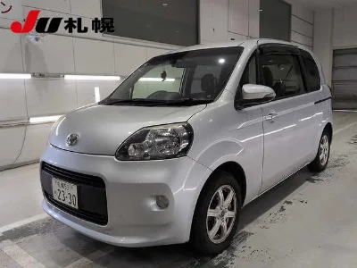 TOYOTA PORTE