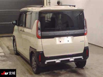 MITSUBISHI DELICA MINI