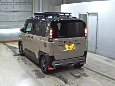Mitsubishi Delica Mini