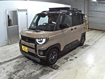 Mitsubishi Delica Mini