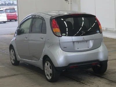 MITSUBISHI I