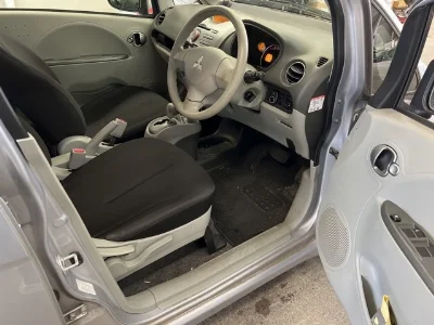 MITSUBISHI I