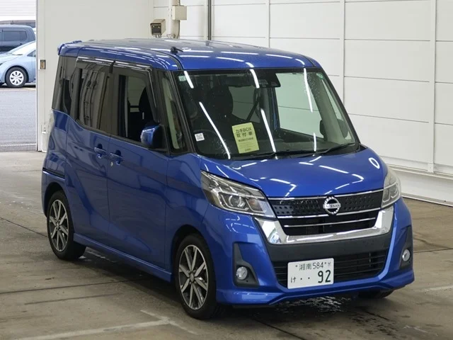 Nissan Dayz Roox 2017