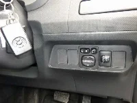 Цена авто Toyota Auris с аукционов Японии, номер кузова NZE151H, пробег 115 000, оценка 6