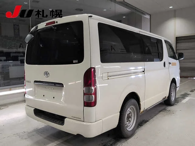 Toyota HiAce Van  с аукциона в Японии