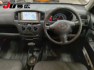TOYOTA SUCCEED