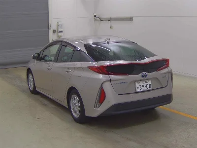 TOYOTA PRIUS PHV