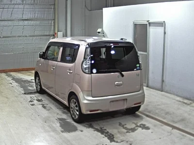 SUZUKI MRWAGON