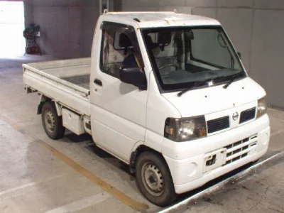 NISSAN CLIPPER TRUCK