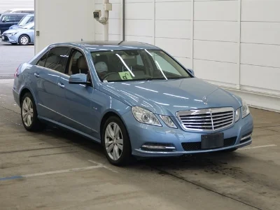 MERCEDES BENZ E CLASS