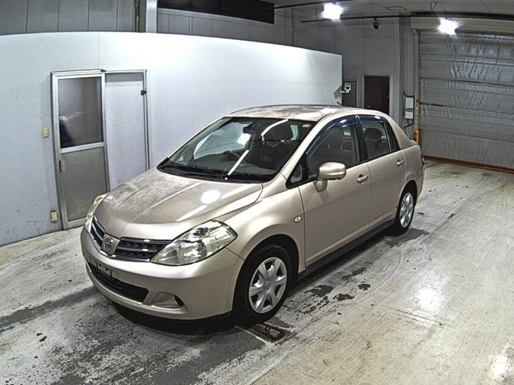 Nissan Tiida 15M, миниатюра 4