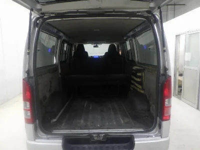 TOYOTA REGIUS VAN