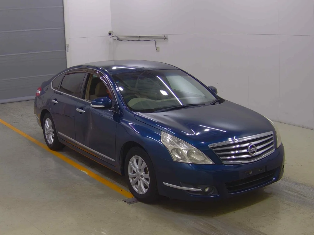 Nissan Teana 2010