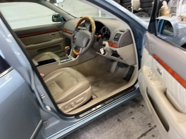 Toyota Progres  с аукциона в Японии
