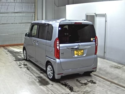 HONDA N BOX