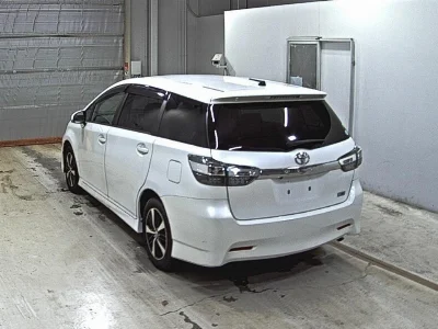 TOYOTA WISH