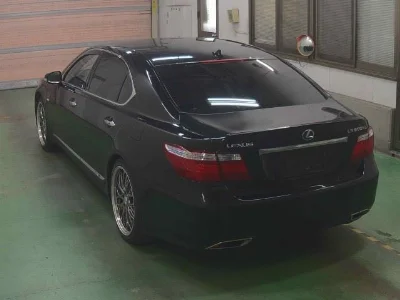 LEXUS LS