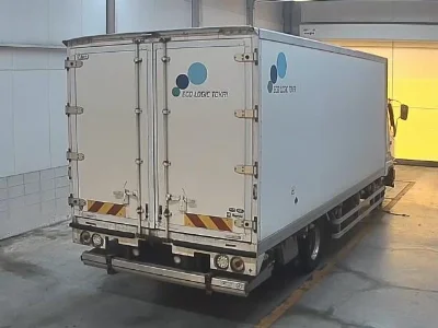 MITSUBISHI FUSO FIGHTER