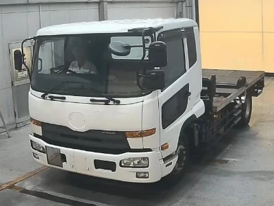 NISSAN UD