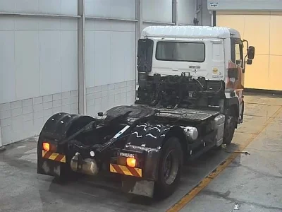 NISSAN UD