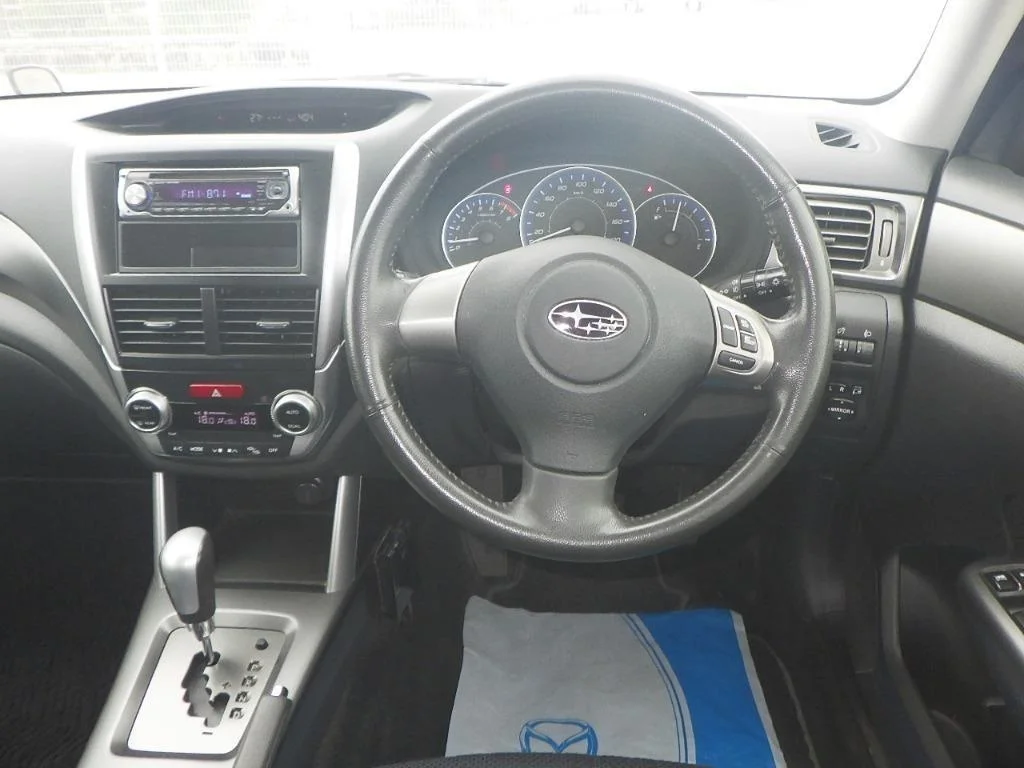 Subaru Forester 2.0X 4WD, миниатюра 3