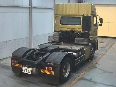 NISSAN UD