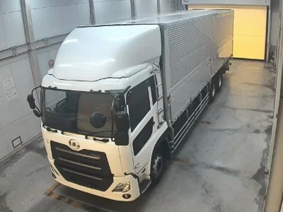 NISSAN UD