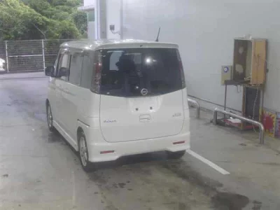 NISSAN ROOX