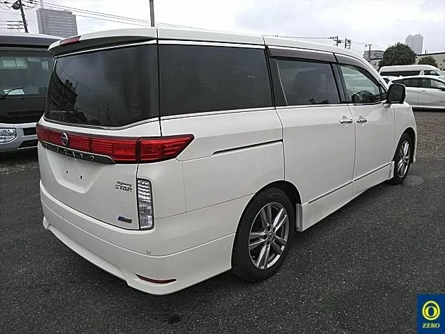 Nissan ELGRAND, миниатюра 4