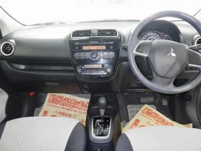 MITSUBISHI MIRAGE
