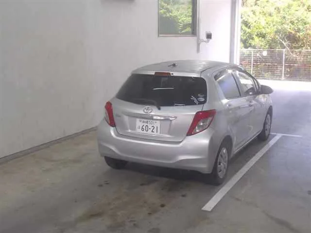 Toyota Vitz, миниатюра 5