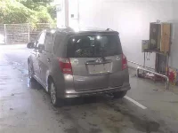 Цена авто Toyota Ractis с аукционов Японии, номер кузова NCP100, пробег 153 000, оценка 2