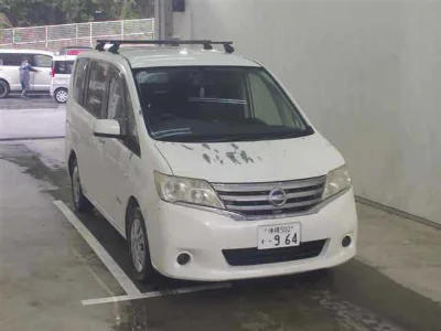NISSAN SERENA