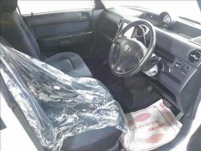 TOYOTA BB
