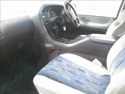 NISSAN LARGO
